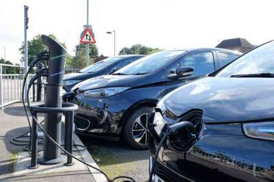 Субсидии на авто: Польша начнет доплачивать за покупку электромобилей