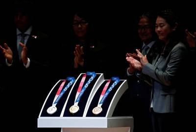 Призеры Олимпиады в Токио будут сами надевать себе медали