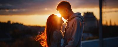 Канадские ученые выяснили, что две трети романтических отношений начинаются с дружбы