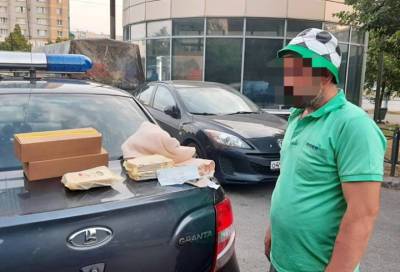 Хотел как сыр в масле кататься: в Петербурге был задержан мужчина, похитивший молочные продукты