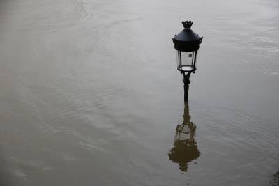 В Германии 30 человек пропали без вести во время наводнения