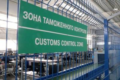 Более 40 тонн поддельных товаров известных брендов и медицинских масок изъяли в Новосибирске