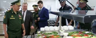 В Ростове министр обороны Сергей Шойгу проверил инфраструктуру мотострелковой дивизии