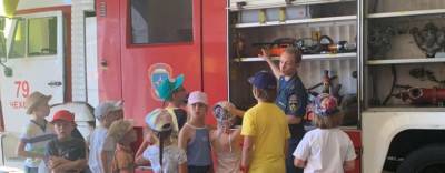 В Чехове дошкольников познакомили с работой пожарной части