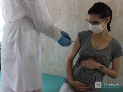 Мелик-Гусейнов: беременным нижегородкам из группы риска не стоит прививаться раньше 22-й недели