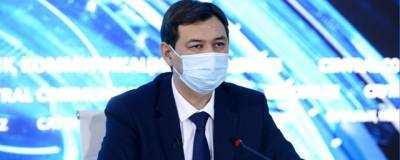 Главный санврач Казахстана ограничил допуск к работе непривитых сотрудников