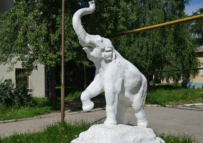 Власти Рязани сообщили, что ремонт скульптуры слоника в Шлаковом не предусмотрен