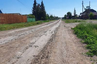 «Ничем не можем вам помочь»: власти ФРГ ответили жителям омской деревни на просьбу отремонтировать дорогу