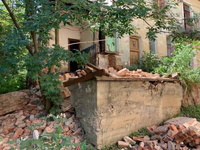 СК начал проверку по поводу обрушения стены в общежитии в Ржеве Тверской области