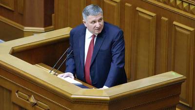 Политолог прокомментировал увольнение Авакова с поста главы МВД