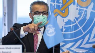 Глава ВОЗ заявил о начале третьей волны пандемии COVID в мире