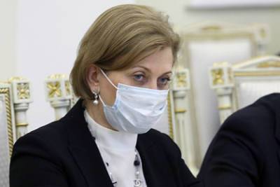 Попова рассказала о прохождении третьей фазы испытаний российскими вакцинами