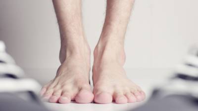 Названы признаки диабета, которые проявляются на ногах
