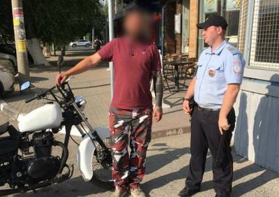 Полиция остановила на Первомайском проспекте байкера без прав