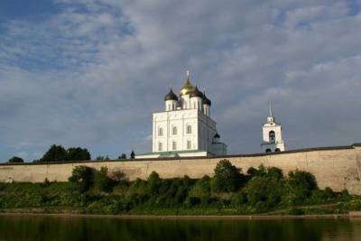 Псковский кремль вошел в топ-5 самых красивых каменных крепостей России