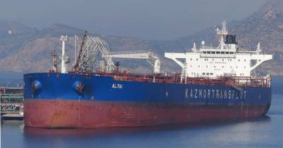 В РФ задержали танкер и его капитана за поставку нефти в Украину в обход указа Путина