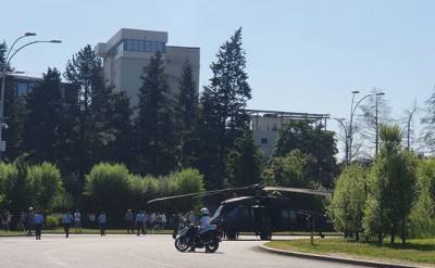 Вертолёт ВВС США аварийно сел в центре Бухареста прямо на дорогу