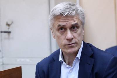 Прокуратура запросила для Калви шесть лет условно по делу о растрате 2,5 миллиарда рублей