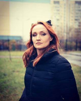 Стендап-комик Елена Новикова: «Мой сын попал в психушку, а я шутила об этом»