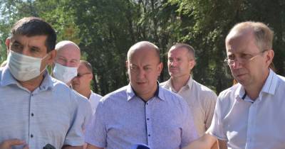 Игорь Седов поручил решить вопрос с фонтаном и поливом на Аллее воинов-интернационалистов в Астрахани