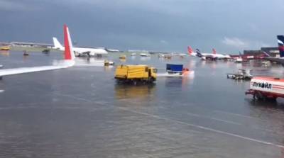 В Москве из-за ливня затопило аэропорт «Шереметьево»