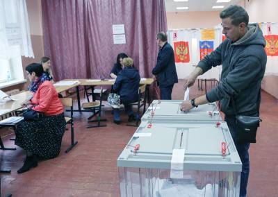 Политолог спрогнозировал "жесточайшую конкуренцию" на выборах в Госдуму