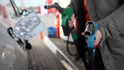 Бензин на бирже не хочет дешеветь: чем это грозит рядовым автомобилистам