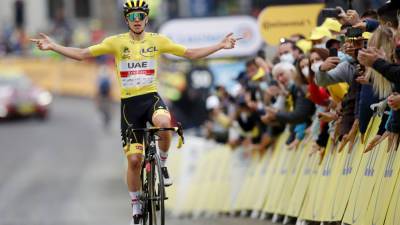 Погачар победил на 18-м этапе «Тур де Франс»