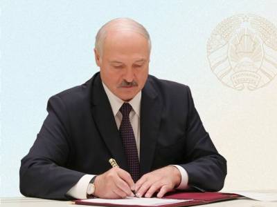Лукашенко позволил привлекать армию к разгону протестов в Беларуси