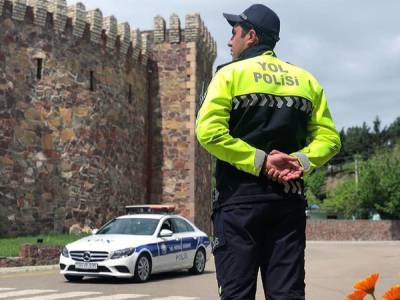 Надир Насиров - Дорожная полиция Баку обратилась к водителям в связи с Гурбан байрамы - trend.az - Баку