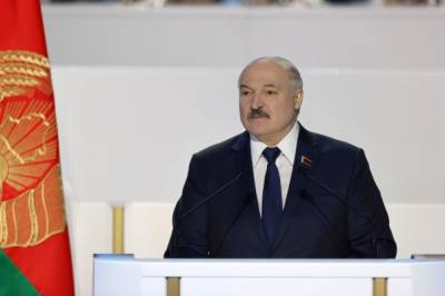 МИР Лукашенко утвердил поправки по защите суверенитета Белоруссии
