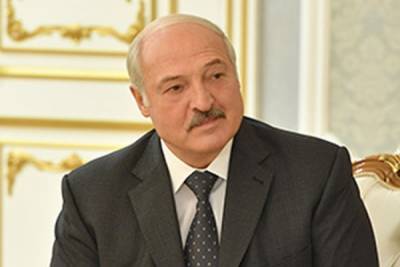 Лукашенко призвал страны возводить мосты, а не стены