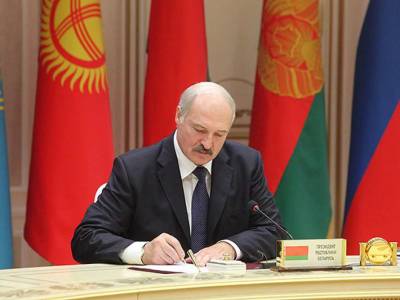 Лукашенко утвердил закон, позволяющий применять армию для подавления протестов