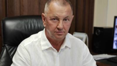 Сбившему инспектора ГИБДД тобольскому депутату Вакарину предъявили обвинение