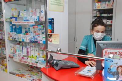 На фоне третьей волны коронавируса саратовские аптеки поднимают цены на лекарства