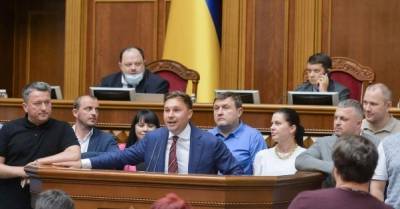 Рада закрывает пятую сессию: как укрепилось монобольшинство Зеленского и что с оппозицией