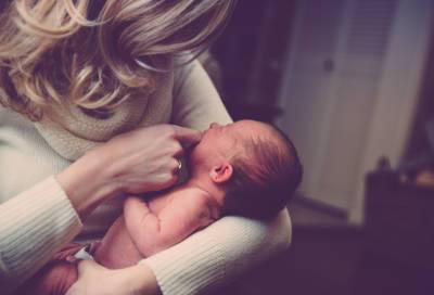Здоровье матери: в Ленобласти расширили возможности маткапитала