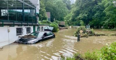 Из-за наводнений в Германии погибло уже более 80 человек (ВИДЕО)