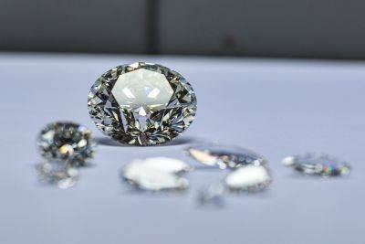 "АЛРОСА" снизила добычу алмазов во 2 квартале на 8%