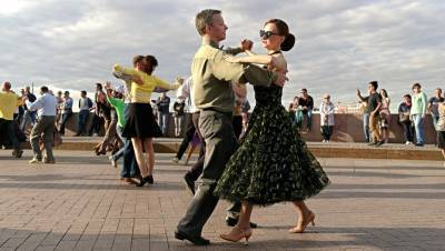Танцы в живописных локациях: петербуржцев зовут на опен-эйр