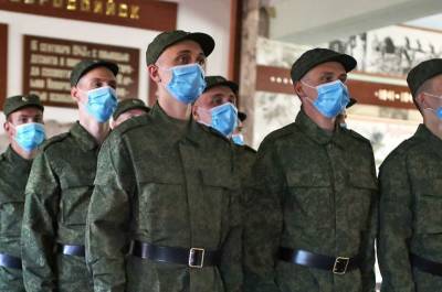 Более 3,5 тысяч новобранцев не прошли призыв в армию из-за коронавируса