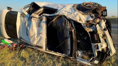 Женщина погибла при опрокидывании автомобиля в Оренбургской области