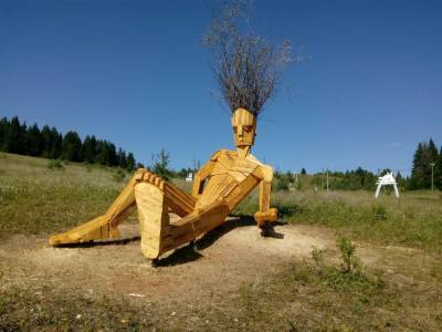 В парке «ДондыДор» Глазовского района появились новые ленд-арт объекты (ФОТО)