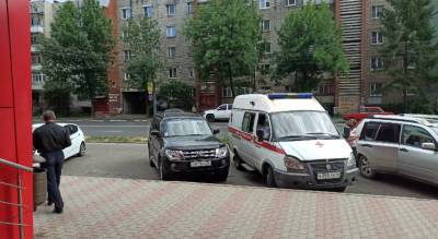 Истекла кровью в машине скорой: в Ярославле насмерть сбили маму на глазах 8-летнего ребенка