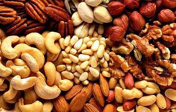 Медики назвали самые полезные для здоровья орехи