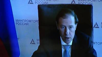 Мантуров заявил, что дефицита аппаратов ИВЛ в России нет