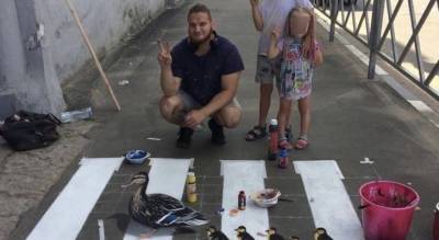 «Близкие ждут дома»: в Ярославле уличный художник разрисовал асфальт 3D-рисунком