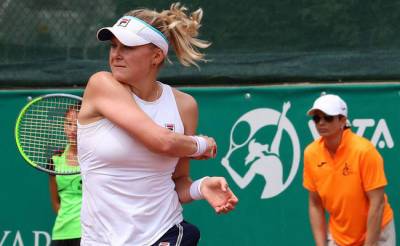 Козлова уступила Путинцевой в четвертьфинале турнира WTA в Будапеште