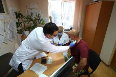 Волгоградские поликлиники работают в режиме повышенных нагрузок