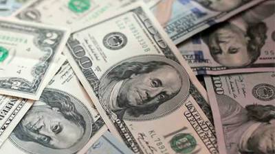 НБУ впервые за 1,5 месяца отказался от валютных интервенций на межбанке